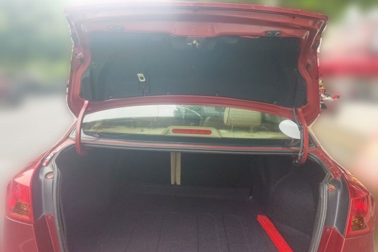 Used Buick Excelle 2015 1.5L Automatic Classic Model Trunk