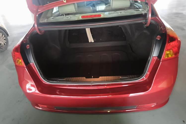 Used Buick Excelle 2015 1.5L Automatic Classic Model Trunk