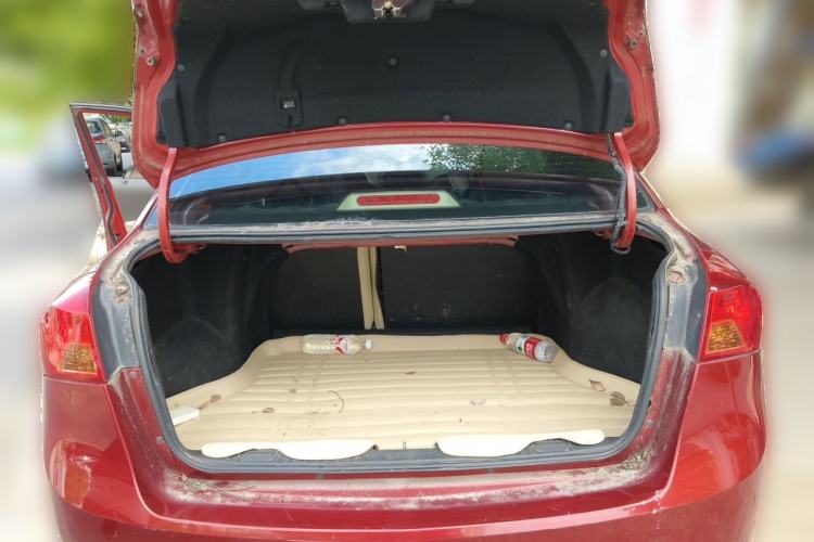 Used Buick Excelle 2015 1.5L Manual Classic Trim Trunk
