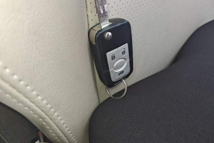 Used Buick Excelle 2015 1.5L Manual Luxury Model Vehicle Key