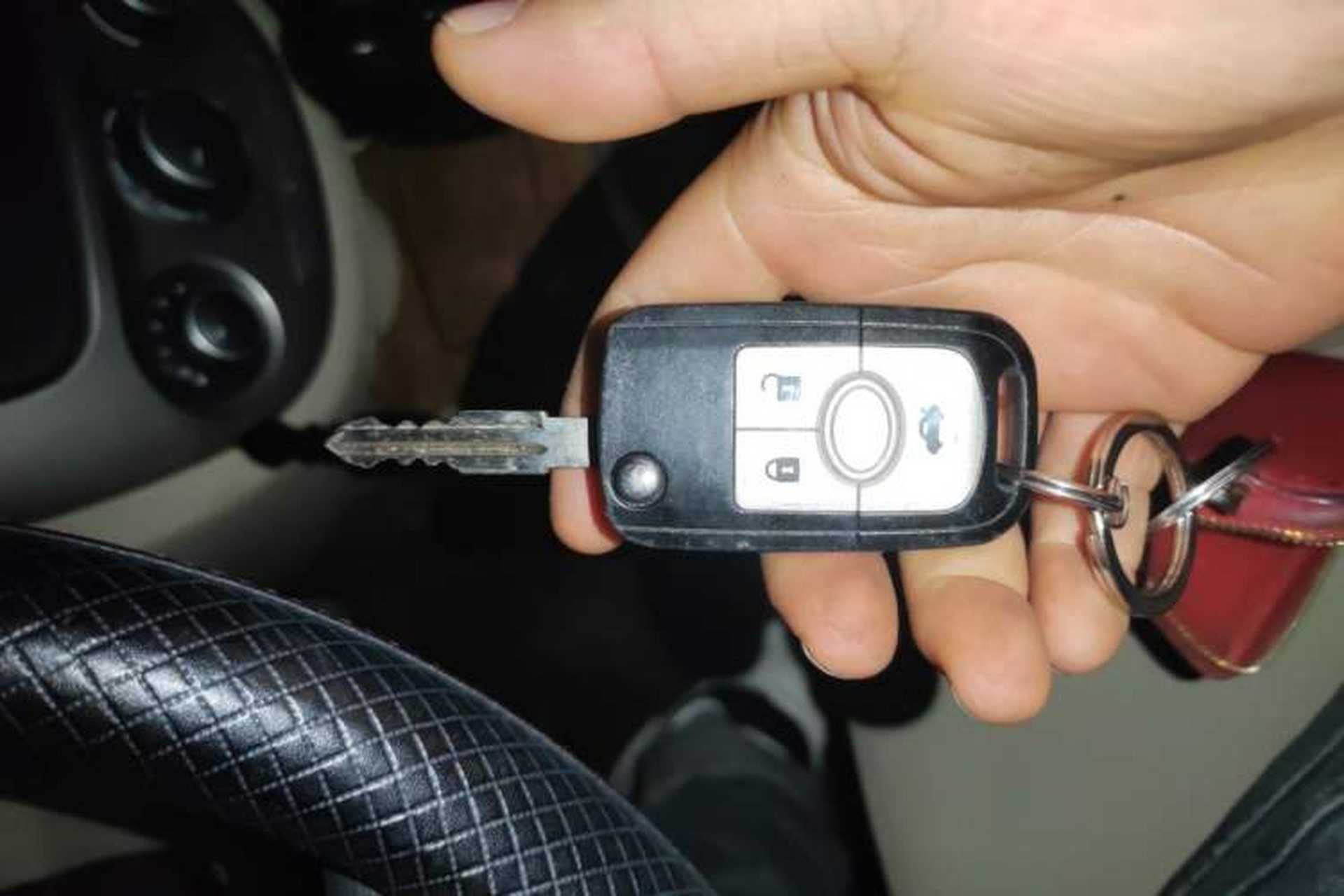 Used Buick Excelle 2015 1.5L Automatic Classic Model Vehicle Key