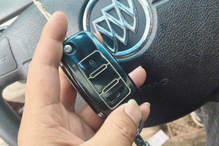 Used Buick Excelle 2015 1.5L Manual Luxury Model Vehicle Key