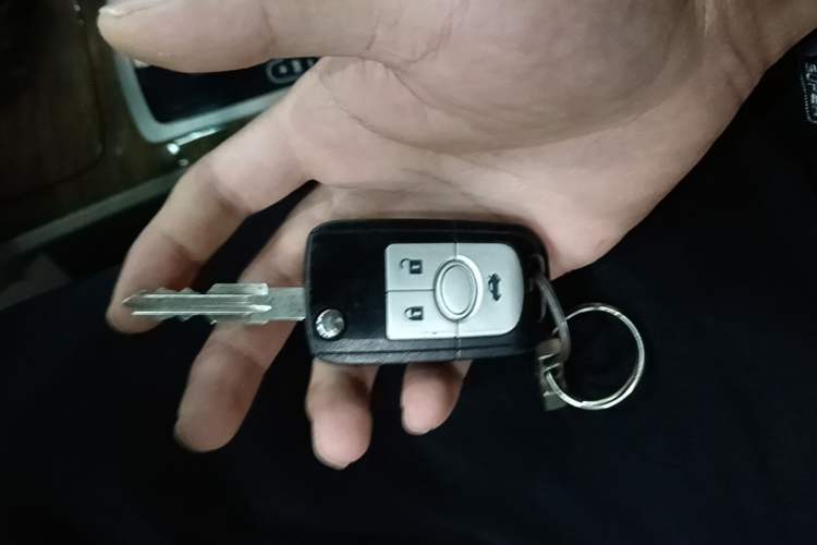 Used Buick Excelle 2015 1.5L Automatic Classic Model Vehicle Key