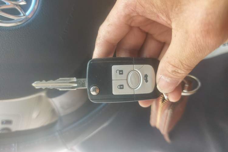 Used Buick Excelle 2015 1.5L Automatic Classic Model Vehicle Key