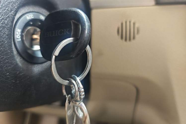 Used Buick Excelle 2015 1.5L Manual Classic Trim Vehicle Key
