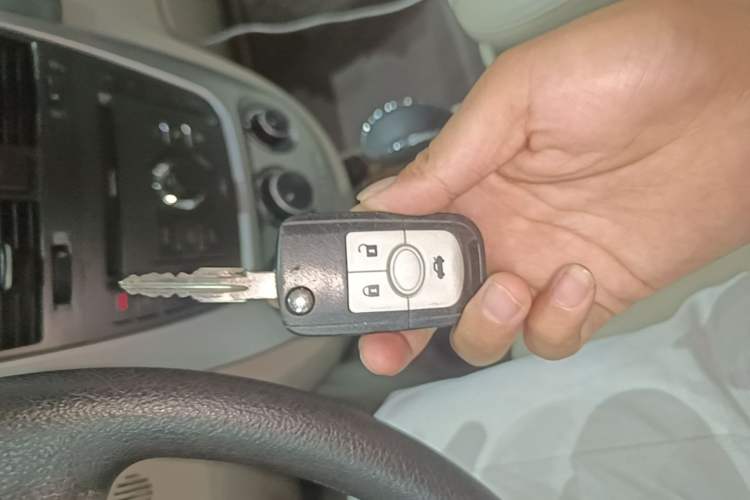 Used Buick Excelle 2015 1.5L Automatic Classic Model Vehicle Key