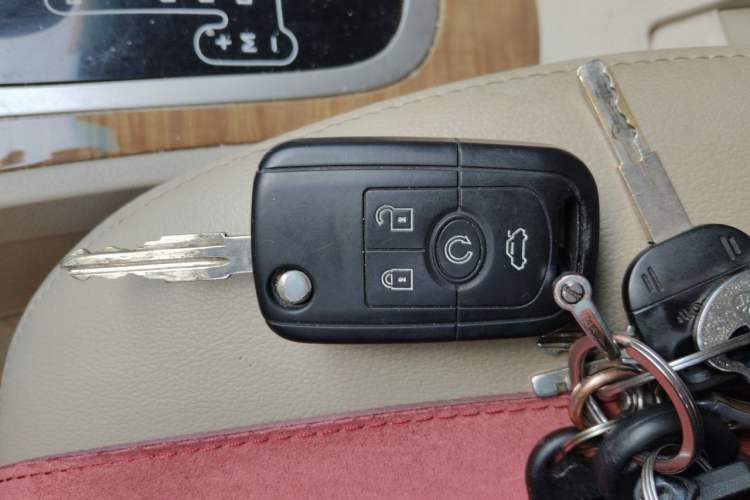 Used Buick Excelle 2015 1.5L Automatic Classic Model Vehicle Key