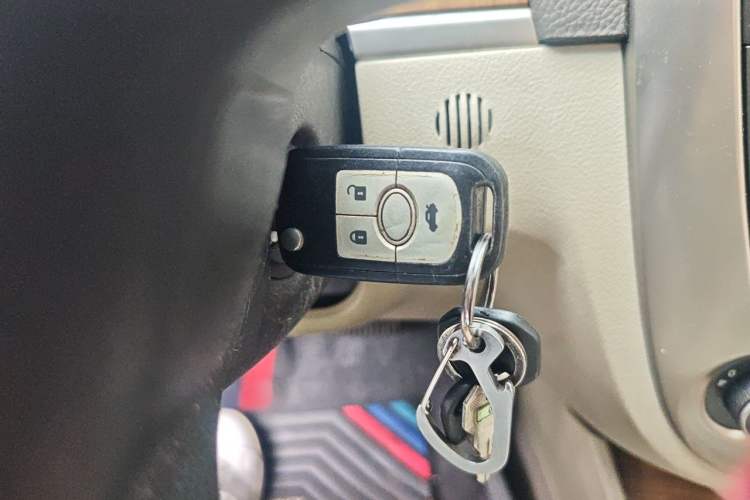 Used Buick Excelle 2015 1.5L Automatic Classic Model Vehicle Key