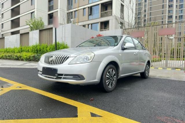 Ojetý Buick Excelle 2015 1.5L Automatic Classic Model