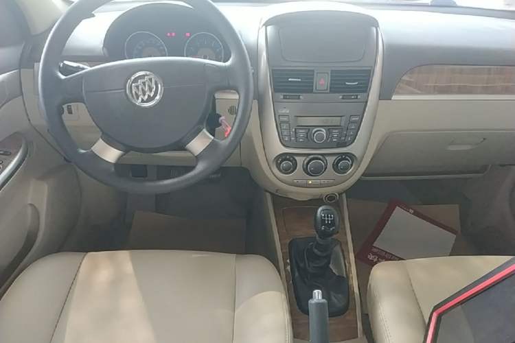 Used Buick Excelle 2015 1.5L Manual Classic Trim Audio And AC Panel