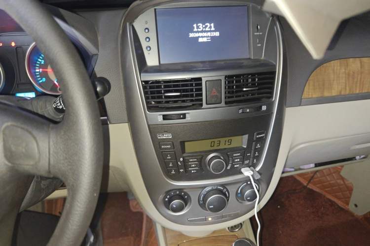 Used Buick Excelle 2015 1.5L Automatic Classic Model Audio And AC Panel