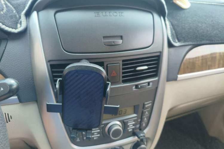 Used Buick Excelle 2015 1.5L Automatic Classic Model Audio And AC Panel
