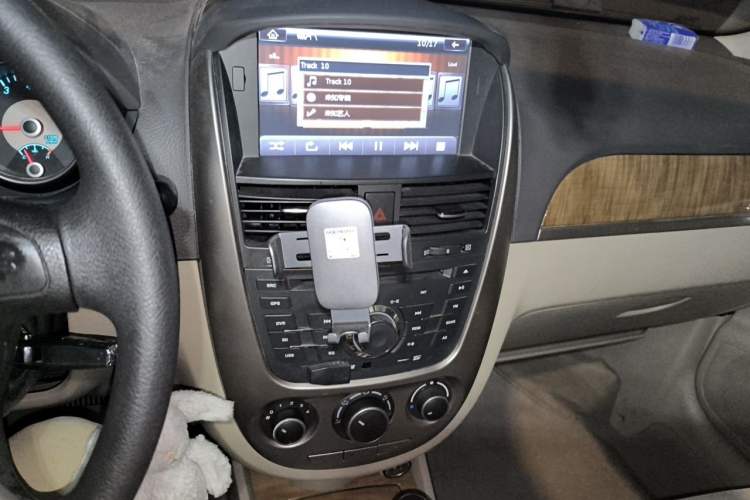 Used Buick Excelle 2015 1.5L Automatic Classic Model Audio And AC Panel
