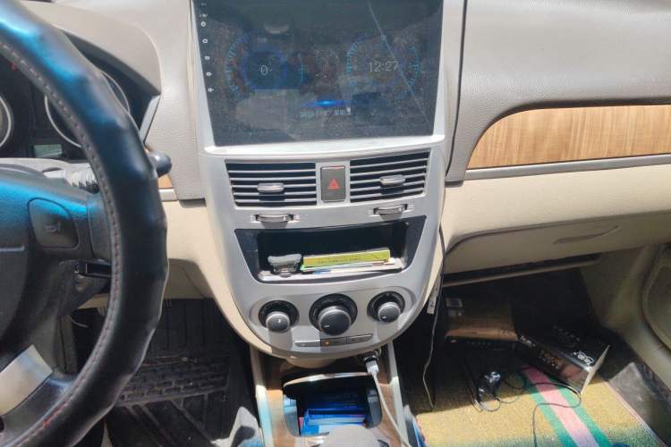 Used Buick Excelle 2015 1.5L Manual Classic Trim Audio And AC Panel