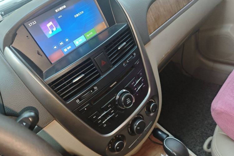 Used Buick Excelle 2015 1.5L Automatic Classic Model Audio And AC Panel