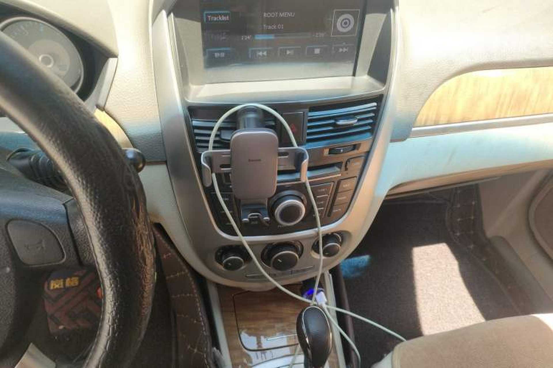 Used Buick Excelle 2015 1.5L Automatic Classic Model Audio And AC Panel