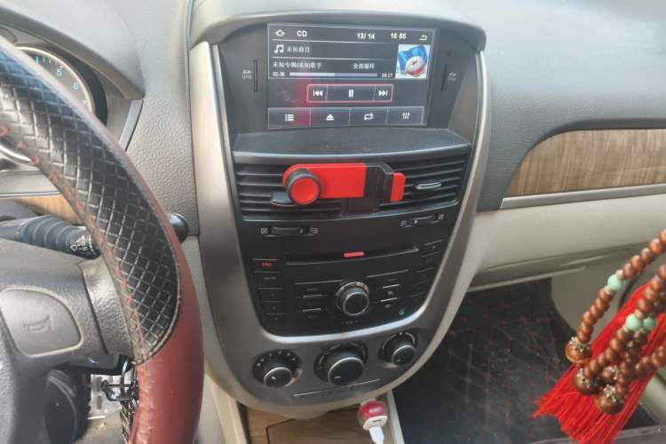 Used Buick Excelle 2015 1.5L Manual Classic Trim Audio And AC Panel