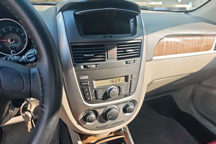 Used Buick Excelle 2015 1.5L Manual Classic Trim Audio And AC Panel