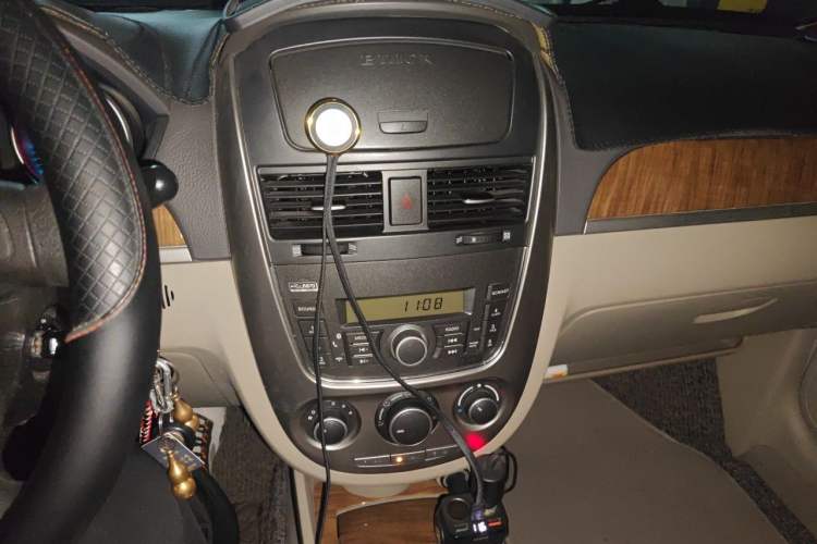 Used Buick Excelle 2015 1.5L Manual Classic Trim Audio And AC Panel