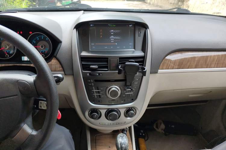 Used Buick Excelle 2015 1.5L Automatic Classic Model Audio And AC Panel