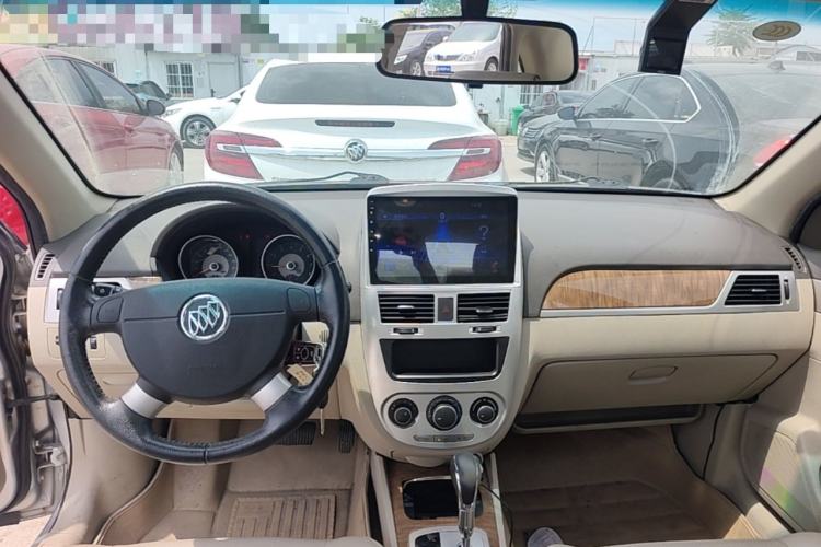 Used Buick Excelle 2015 1.5L Automatic Luxury Edition Center Console