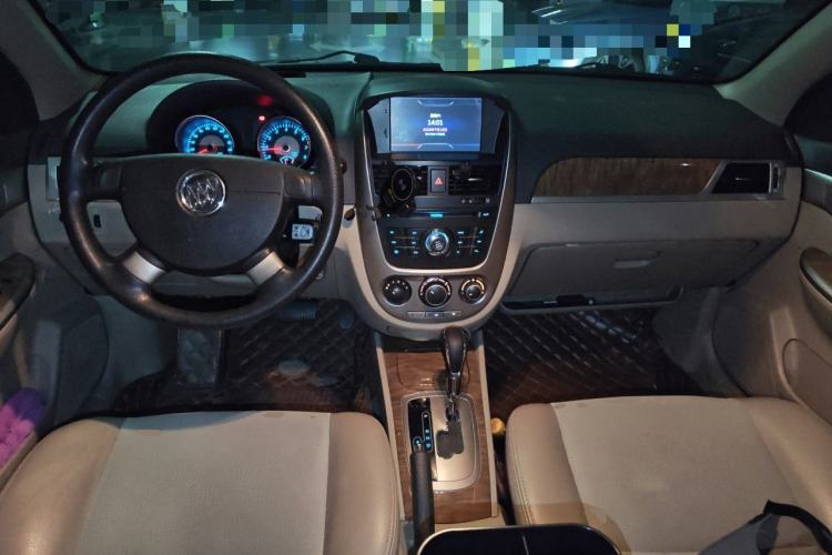 Used Buick Excelle 2015 1.5L Automatic Classic Model Center Console