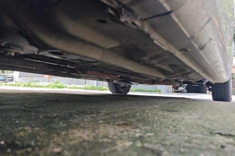 Used Buick Excelle 2015 1.5L Automatic Classic Model Chassis Front Left
