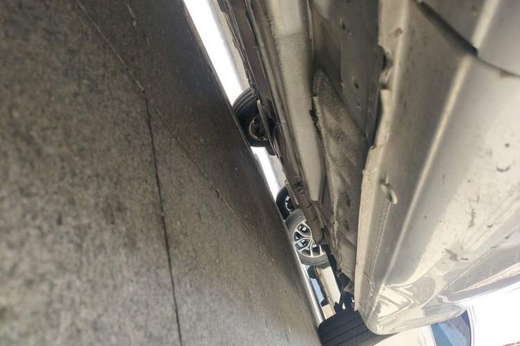 Used Buick Excelle 2015 1.5L Automatic Classic Model Chassis Front Left