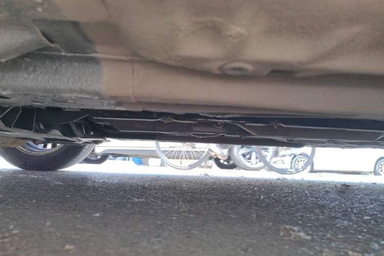 Used Buick Excelle 2015 1.5L Manual Classic Trim Chassis Front Left