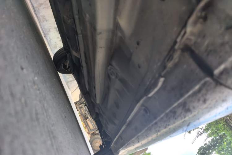 Used Buick Excelle 2015 1.5L Automatic Classic Model Chassis Front Left