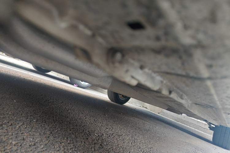 Used Buick Excelle 2015 1.5L Automatic Classic Model Chassis Front Left