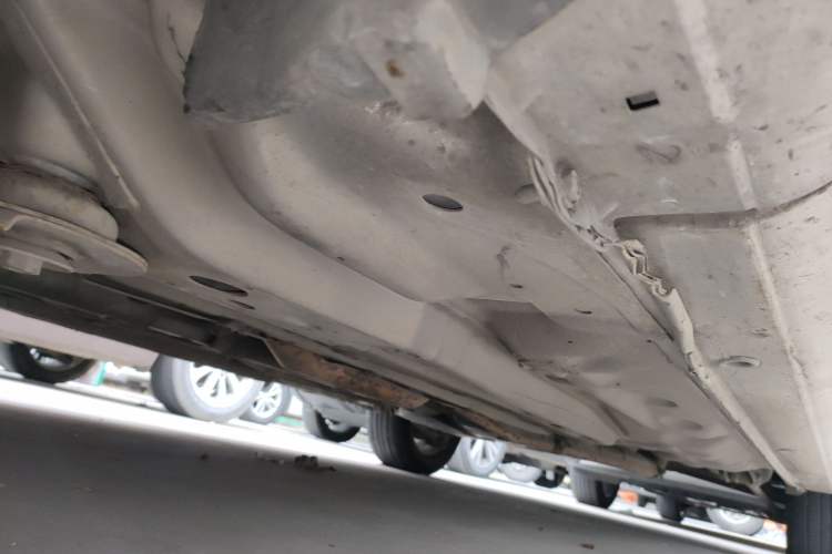 Used Buick Excelle 2015 1.5L Automatic Classic Model Chassis Front Left