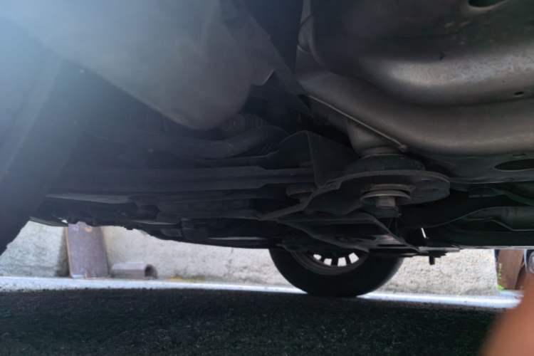 Used Buick Excelle 2015 1.5L Automatic Classic Model Chassis Front Left