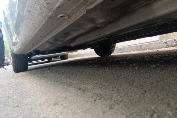Used Buick Excelle 2015 1.5L Automatic Classic Model Chassis Front Right