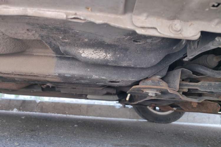 Used Buick Excelle 2015 1.5L Manual Classic Trim Chassis Front Right