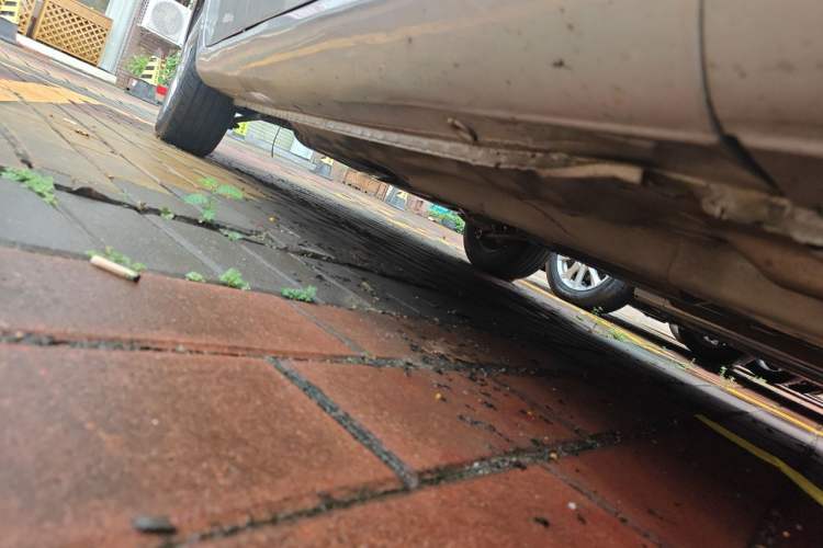Used Buick Excelle 2015 1.5L Automatic Classic Model Chassis Front Right