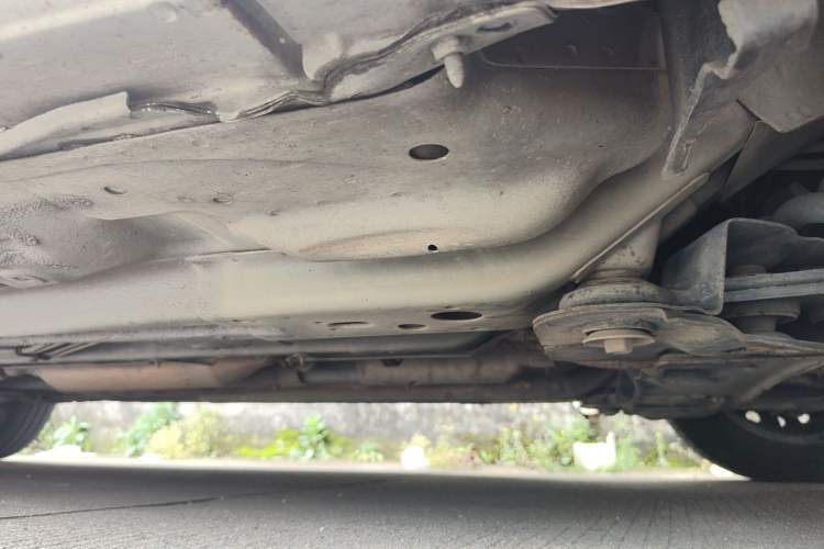 Used Buick Excelle 2015 1.5L Automatic Classic Model Chassis Front Right