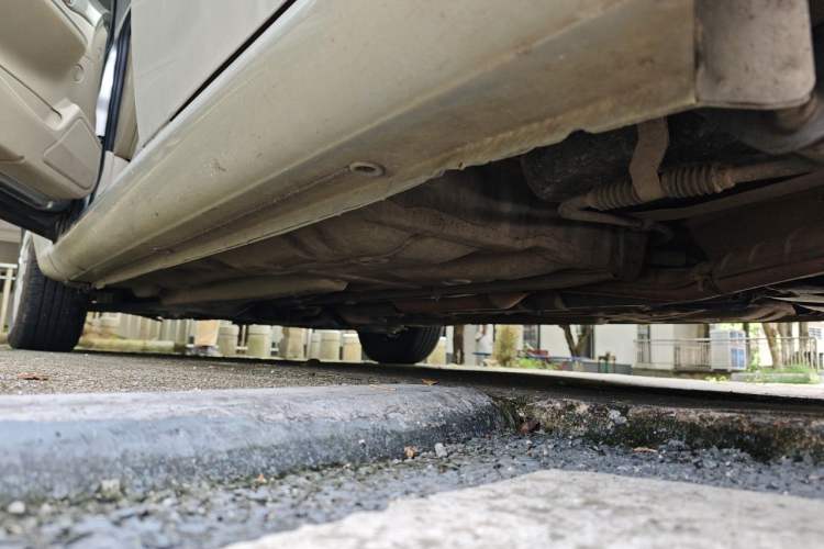 Used Buick Excelle 2015 1.5L Automatic Classic Model Chassis Rear Left