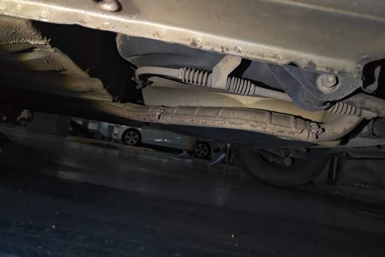 Used Buick Excelle 2015 1.5L Automatic Classic Model Chassis Rear Left