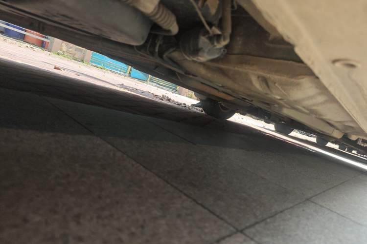 Used Buick Excelle 2015 1.5L Manual Classic Trim Chassis Rear Right