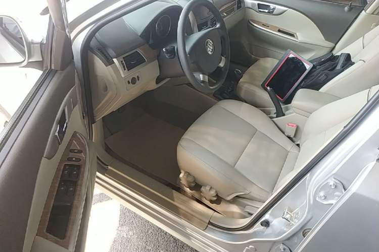 Used Buick Excelle 2015 1.5L Manual Classic Trim Driver Seat