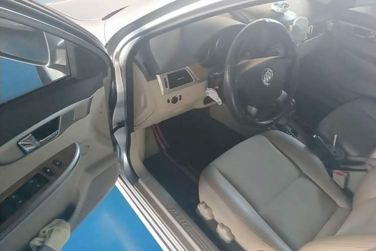 Used Buick Excelle 2015 1.5L Automatic Classic Model Driver Seat
