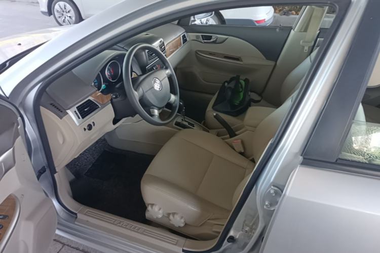 Used Buick Excelle 2015 1.5L Automatic Classic Model Driver Seat