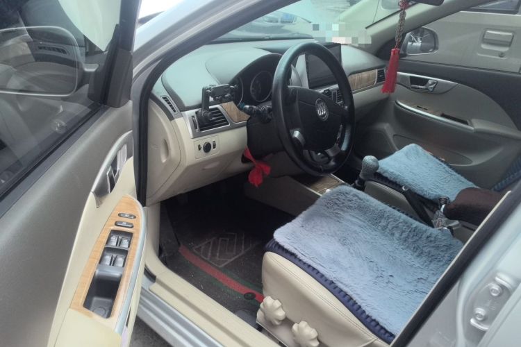 Used Buick Excelle 2015 1.5L Manual Luxury Model Driver Seat