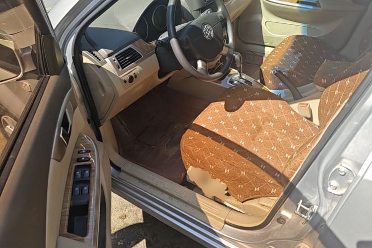 Used Buick Excelle 2015 1.5L Automatic Classic Model Driver Seat