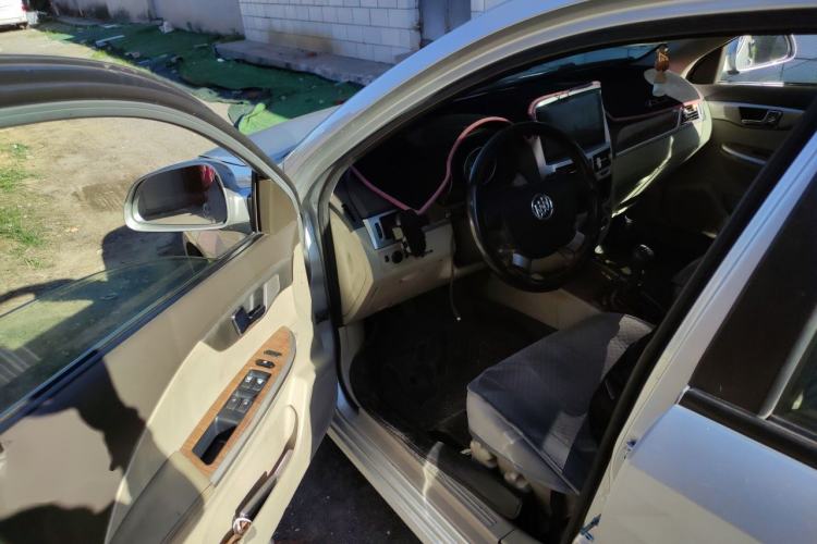 Used Buick Excelle 2015 1.5L Manual Classic Trim Driver Seat