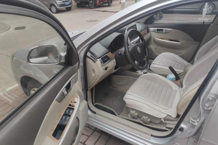 Used Buick Excelle 2015 1.5L Automatic Classic Model Driver Seat