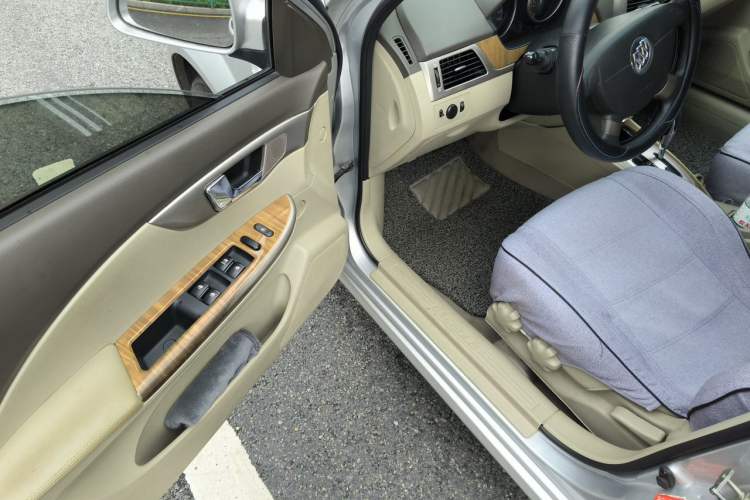 Used Buick Excelle 2015 1.5L Automatic Classic Model Driver Seat