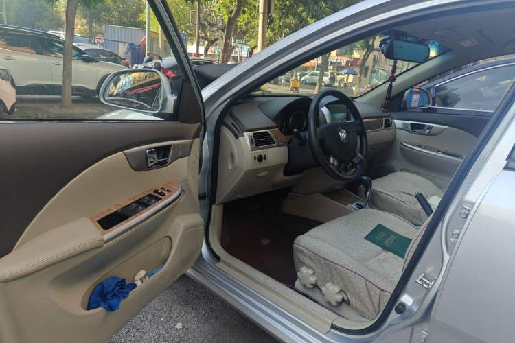 Used Buick Excelle 2015 1.5L Automatic Classic Model Driver Seat
