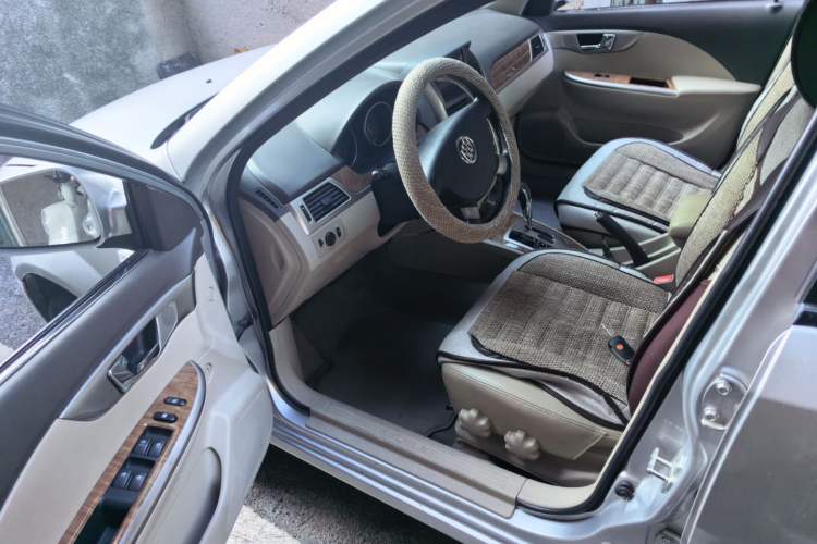Used Buick Excelle 2015 1.5L Automatic Classic Model Driver Seat